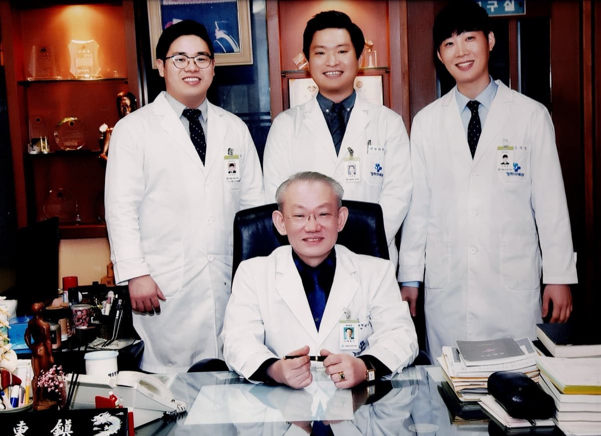 故 백동진 원장님과 함께한 진료 수련 시절